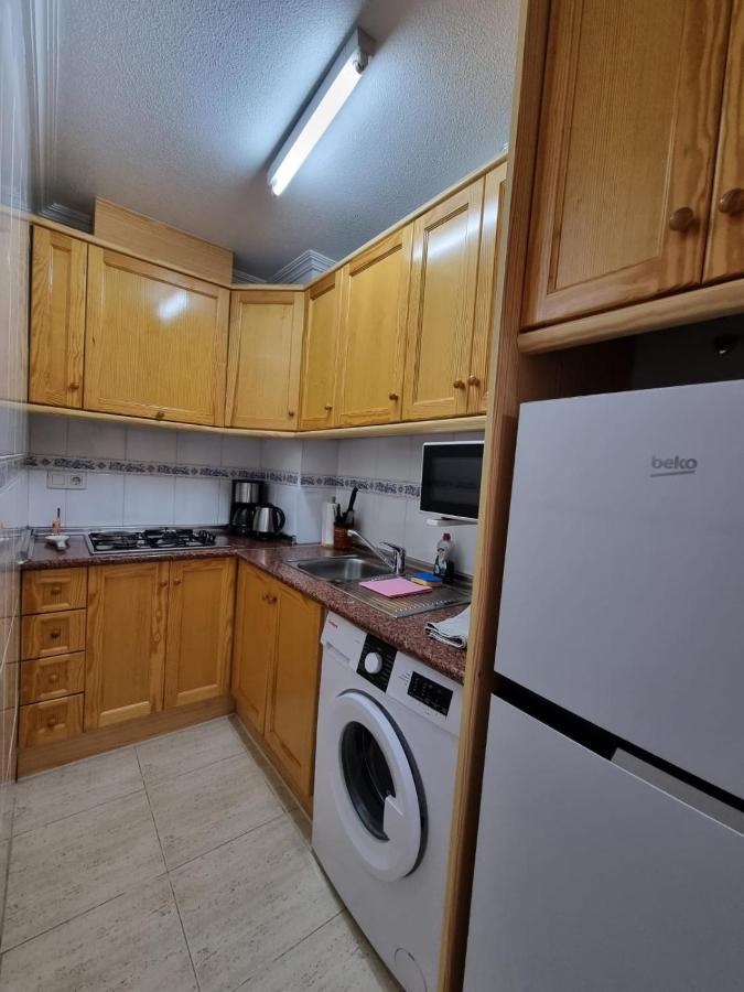 Gemuetliche Ferienwohnung In Torrevieja Ca100M Vom Strand Playa Del Cura Entfernt Exterior foto